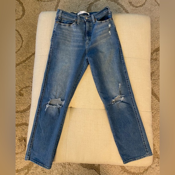 Signature by Levi Strauss Heritage High Rise Straight Jean.  Size 28/6. - Picture 7 of 14